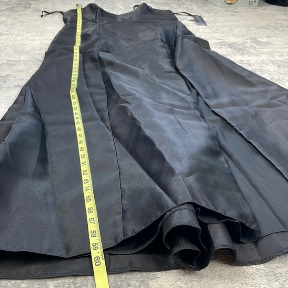 NWT Alfred Sung D758 Bridesmaid Dress Black Satin Maxi Trumpet Slit Sz 18 - Picture 5 of 10